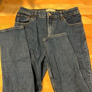 Abercrombie curve love high-rise theskinny Jean. Size 28, 6S (short). dark wash.